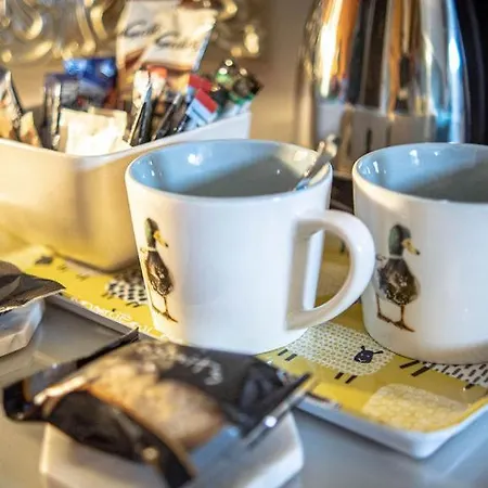 Hillsdale In בית הארחה