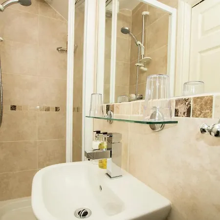 Hillsdale In 4* Ambleside